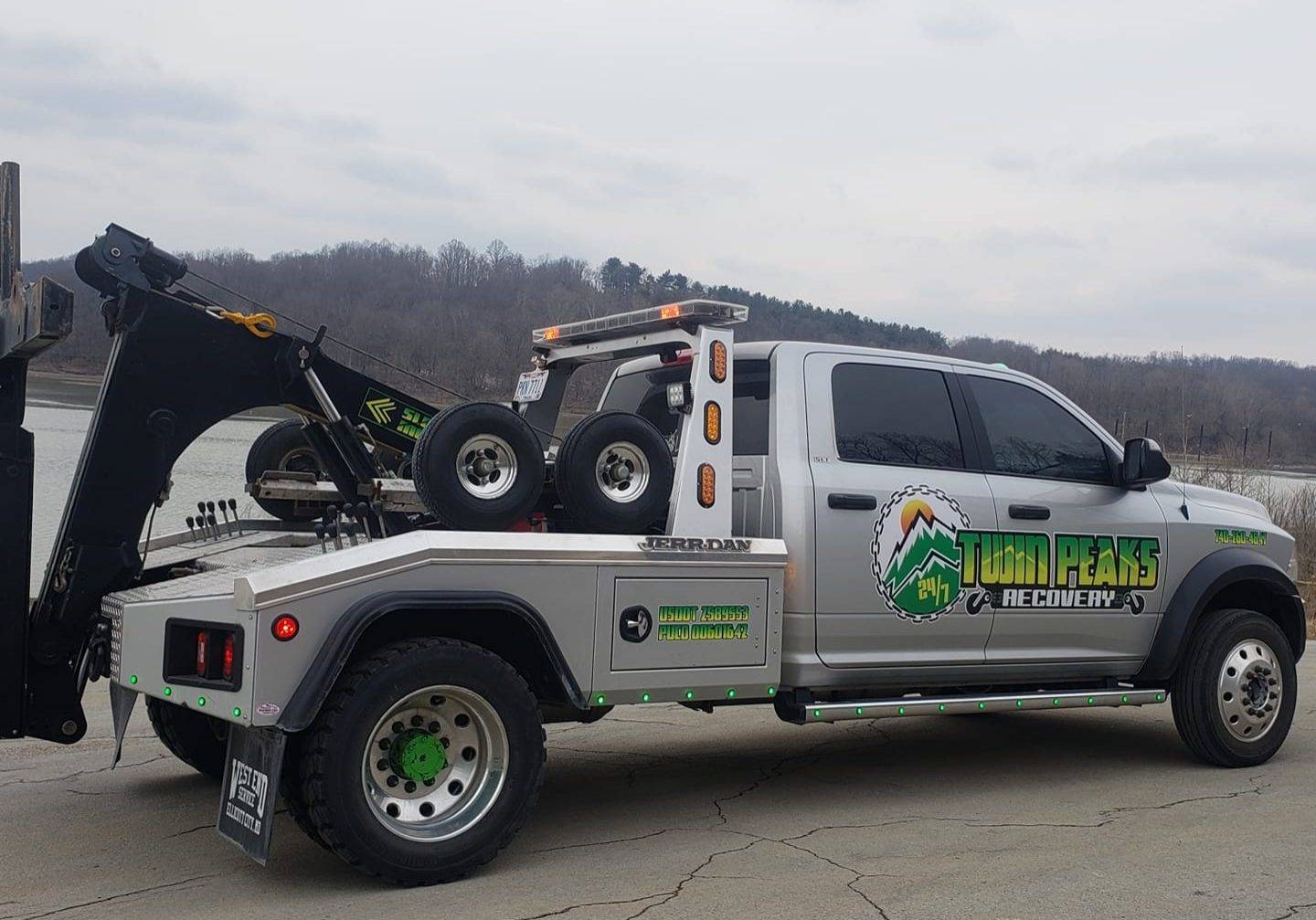 Twin Peaks Fb Pull. 24.27 (1)